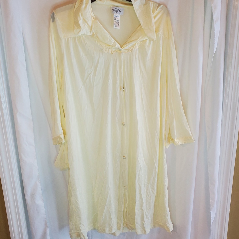 VANITY FAIR Women's Large Yellow NYLON Nightgown‎ Robe Button Front Pockets VTG